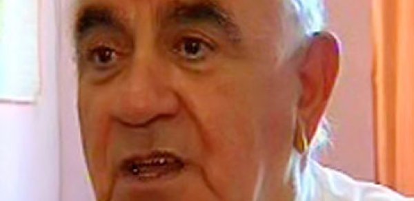 Azərbaycanın xalq artistinin ayaqları tutuldu