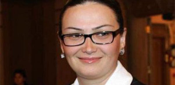 Millət vəkili Qənirə Paşayeva Heydər Əliyev Fondundakı işindən ayrıllıb? - ÖZÜ CAVAB VERDİ