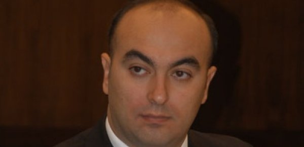 Elnur Aslanov: 