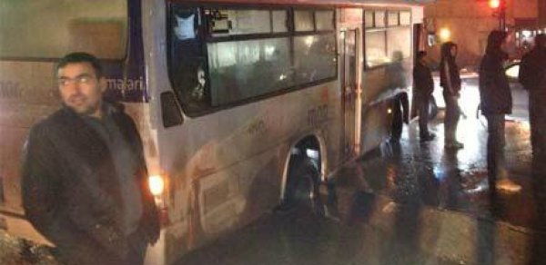 Bakıda yeni istifadəyə verilən yol çökdü - FOTOLAR
