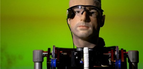 Bu da ilk robot adam - FOTOLAR