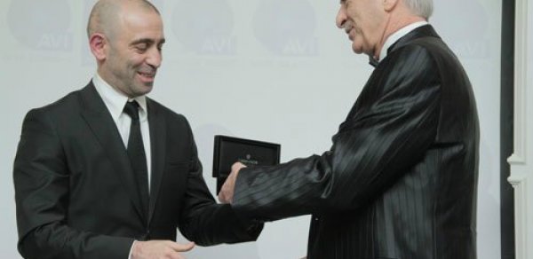 Heydər Əliyevin 90 illiyinə həsr olunmuş Platin Qələm Mükafatı təqdim edilib - FOTOLAR