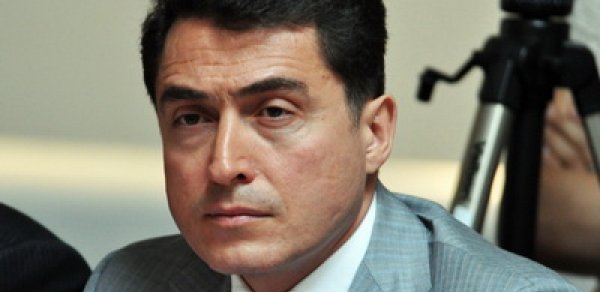 ‘Bütün ölkələrin ordularında itkilər baş verir’ -  Əli Hüseynov 