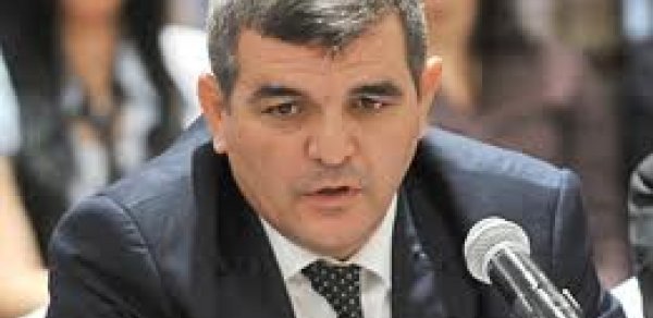 ‘Ərəstun Oruclunun nə qədər keyfiyyətsiz birisi olduğuna bir daha əmin oldum’ -  STATUS 