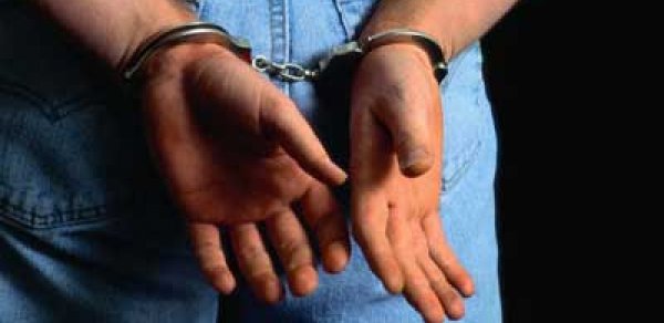 Bakıda keçmiş məhkum polisi yaraladı
