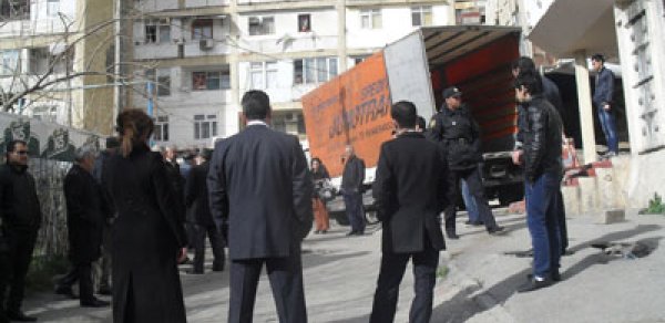‘Həmin binaların yerinə daha müasir, hündürmərtəbəli yataqxana tikiləcək’ -  FOTOLAR 