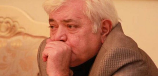 ‘Heç kim bizim evimizdə oturub ailəmizin işinə qarışa bilməz’ - Aqil Abbas