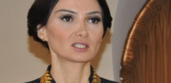 Qənirə Paşayeva: 