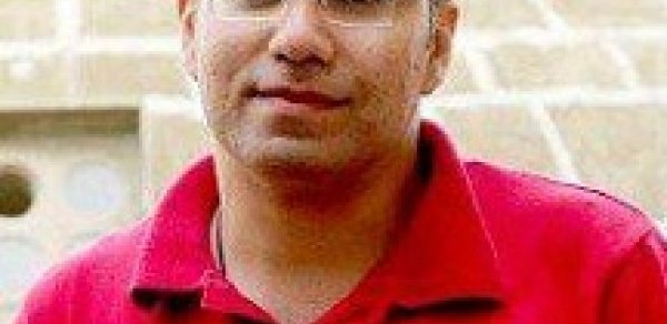 Söyüş alnınıza yazılıb
