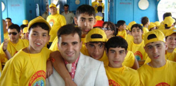 Ölümcül xəstəliyə tutulan azərbaycanlı teleaparıcı: ‘Heç olmasa, rahat ölməyə imkan verin’