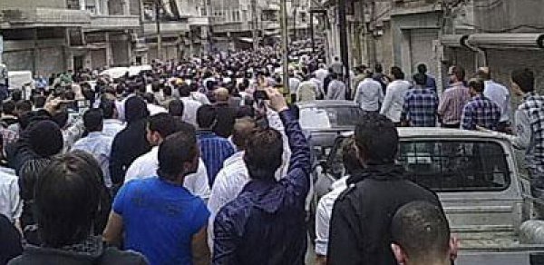 ‘Neftçilər’ metrosu yaxınlığında aksiya