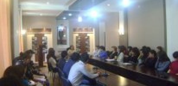 ADU-da akademik, oftalmoloq Zərifə Əliyevaya həsr olunmuş dəyirmi masa keçirildi