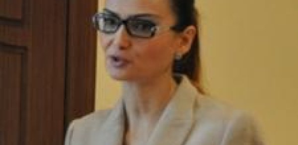 Qənirə Paşayeva Qazaxda rayon qadınlarının konfransında iştirak etdi - FOTOLAR