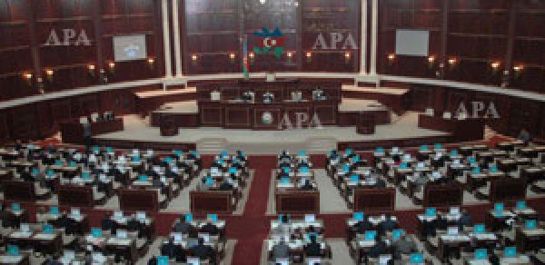 Azərbaycanda süni qiymət qaldıranlara sərt cəza veriləcək