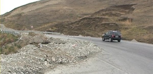 Ağsu aşırımında vəziyyət gərgindir - FOTOLAR