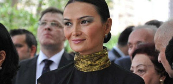 Qənirə Paşayevanın filmi qırğız dilinə tərcümə edildi