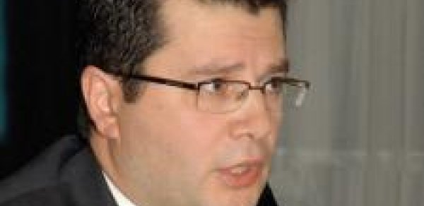 XİN-nin mətbuat katibi Elman Abdullayev: 