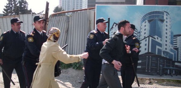 ‘Hicaba azadlıq!’ aksiyasında iştiraka görə tutulanlara hökm oxundu