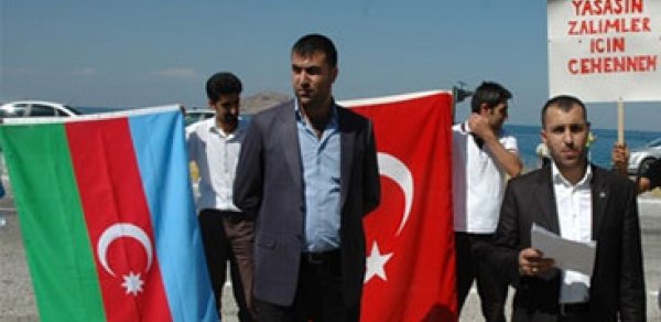Türkiyədə Ermənistan əleyhinə etiraz aksiyası keçirilib - VİDEO