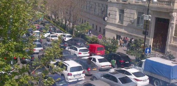 Bakının mərkəzində dəhşətli tıxac - FOTOLAR