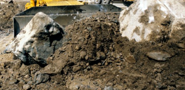 Bakıda fəhlə torpaq uçqununda öldü