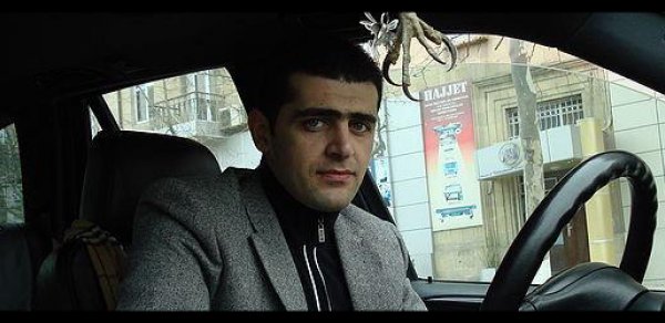 Azərbaycanda müğənni həbs edildi