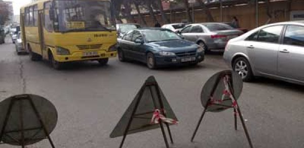 Bakıda yollar bağlandı