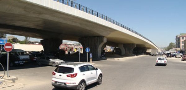 Bakıda 10 aşırımlı yol ötürücüsü istifadəyə verilir - FOTOLAR