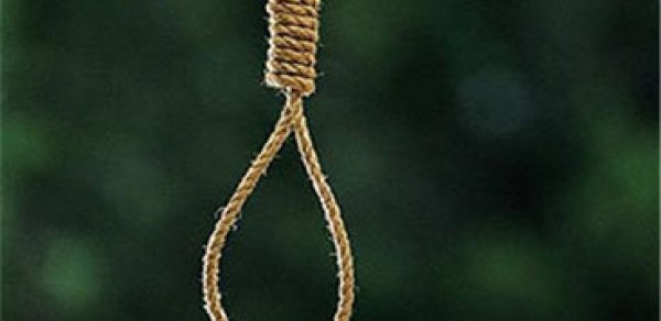 Azərbaycanda keçmiş polis zabiti özünü asdı