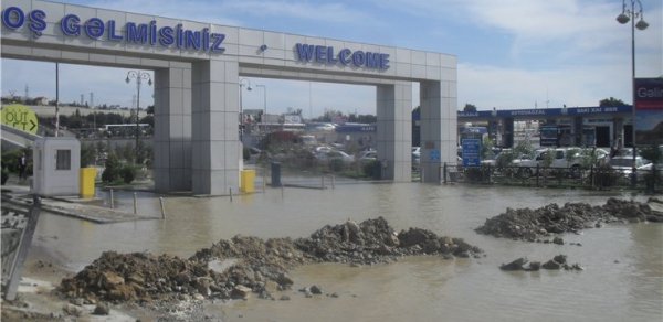 Avtovağzalı və Biləcəri dairəsini su basdı -  FOTOLAR 