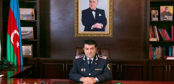 Miqrasiya Xidmətinin rəisi jurnalistləri hoteldən qovdurdu -  FOTOLAR