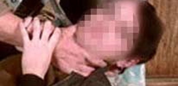 Azərbaycanda oğlunu boğub öldürən anaya 15 il iş verildi