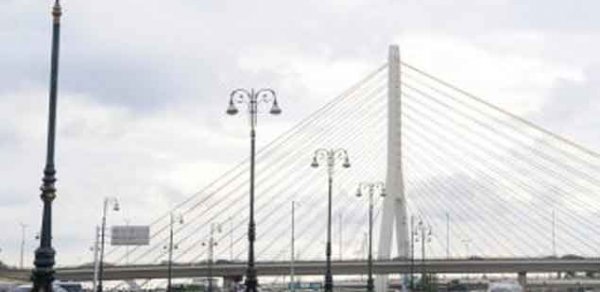Heydər Əliyev prospektinin mərkəz istiqamətində əsas yolu bağlandı