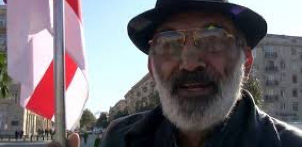 Bayraqdar Elman: ‘Onu öz əllərimlə ipdən ayırdım’ -  MÜSAHİBƏ 