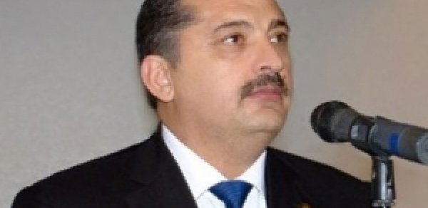 İcra başçısı baş redaktora uduzdu