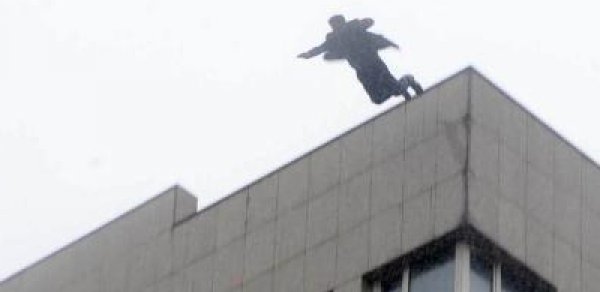 Bakıda Hərbi Hospitalda intihara cəhd oldu