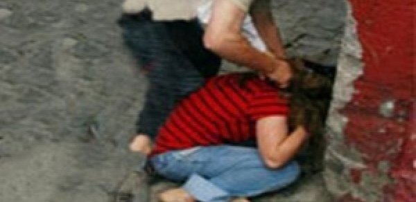 Gəncədə 15 yaşlı gəncin başını kəsdilər