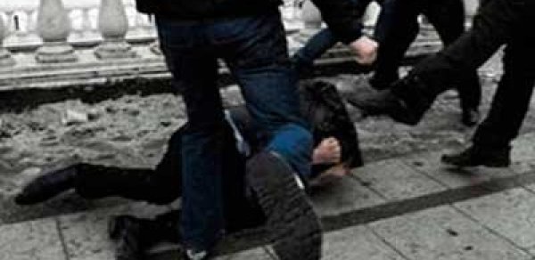 Bakıda kütləvi dava: 2 nəfər bıçaqlanıb
