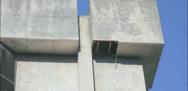 Bakıda 26 yaşlı gənc betonun altında qaldı