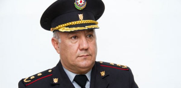 Məktəblərin qarşısında avtomobil saxlayanlar cərimələnəcək