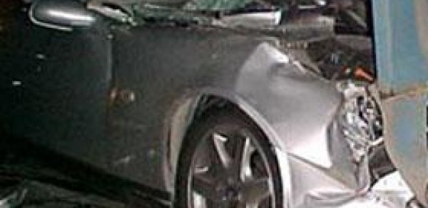 Yol polisini maşınla vurub qaçdı