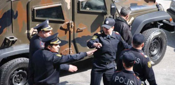 Bakıda saxta polis tutuldu