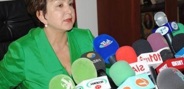 ‘Bir oğlan ərizəsini səhvən yazıb Qızlar Universitetinə girib’