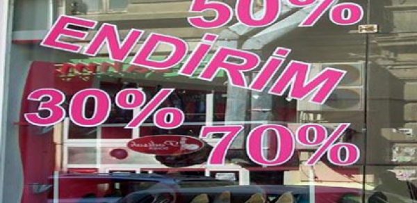 Bakıda mağazaya 40% endirim yazan şəxslərin dələduzluğu