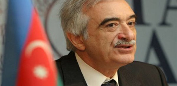 Polad Bülbüloğlu Moskvada səs verdi