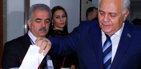 Milli Məclisin sədri səs verdi -  FOTO 