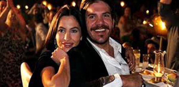 Günay Musayeva və Tolqa Karel səsverməyə birlikdə getdilər - FOTO