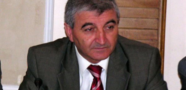 Məzahir Pənahov: “İlham Əliyev 84,59% səs toplayıb”