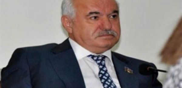 Deputat Elton Məmmədov bacısı haqqında yayılan videodan danışdı