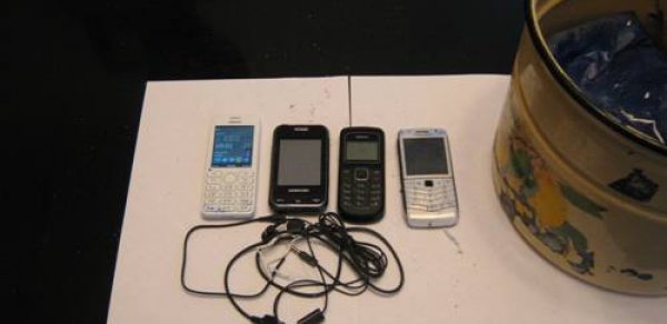 Həbsxanaya telefon və narkotik keçirməyin yeni üsulları da uğursuz oldu – FOTOLAR 